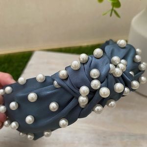 Knotted head band (Brand new)